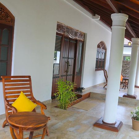 Nivahana Homestay Kandy Exterior photo