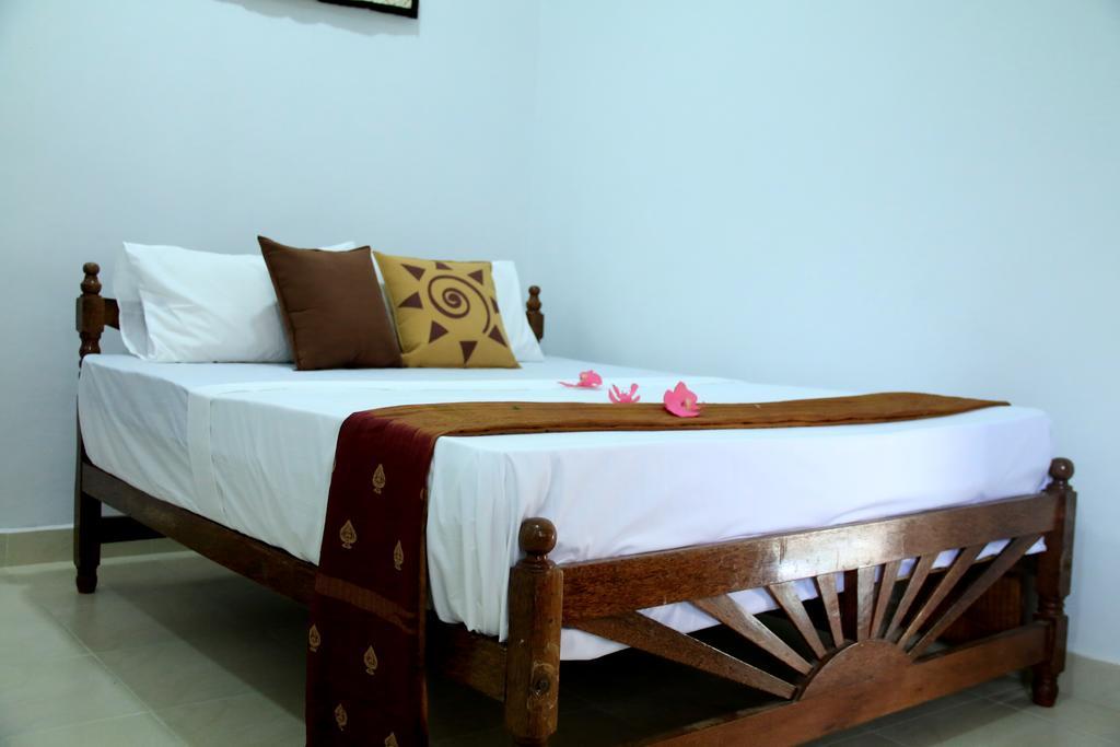 Nivahana Homestay Kandy Exterior photo