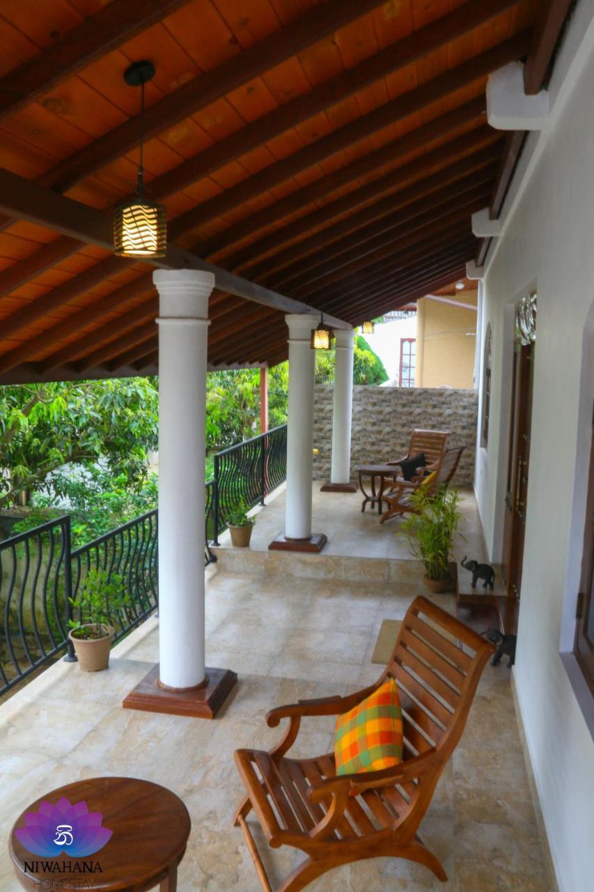 Nivahana Homestay Kandy Exterior photo