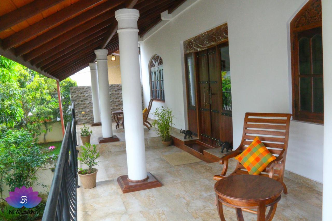 Nivahana Homestay Kandy Exterior photo