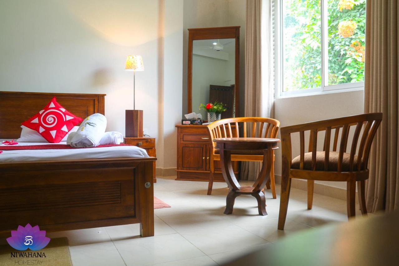 Nivahana Homestay Kandy Exterior photo