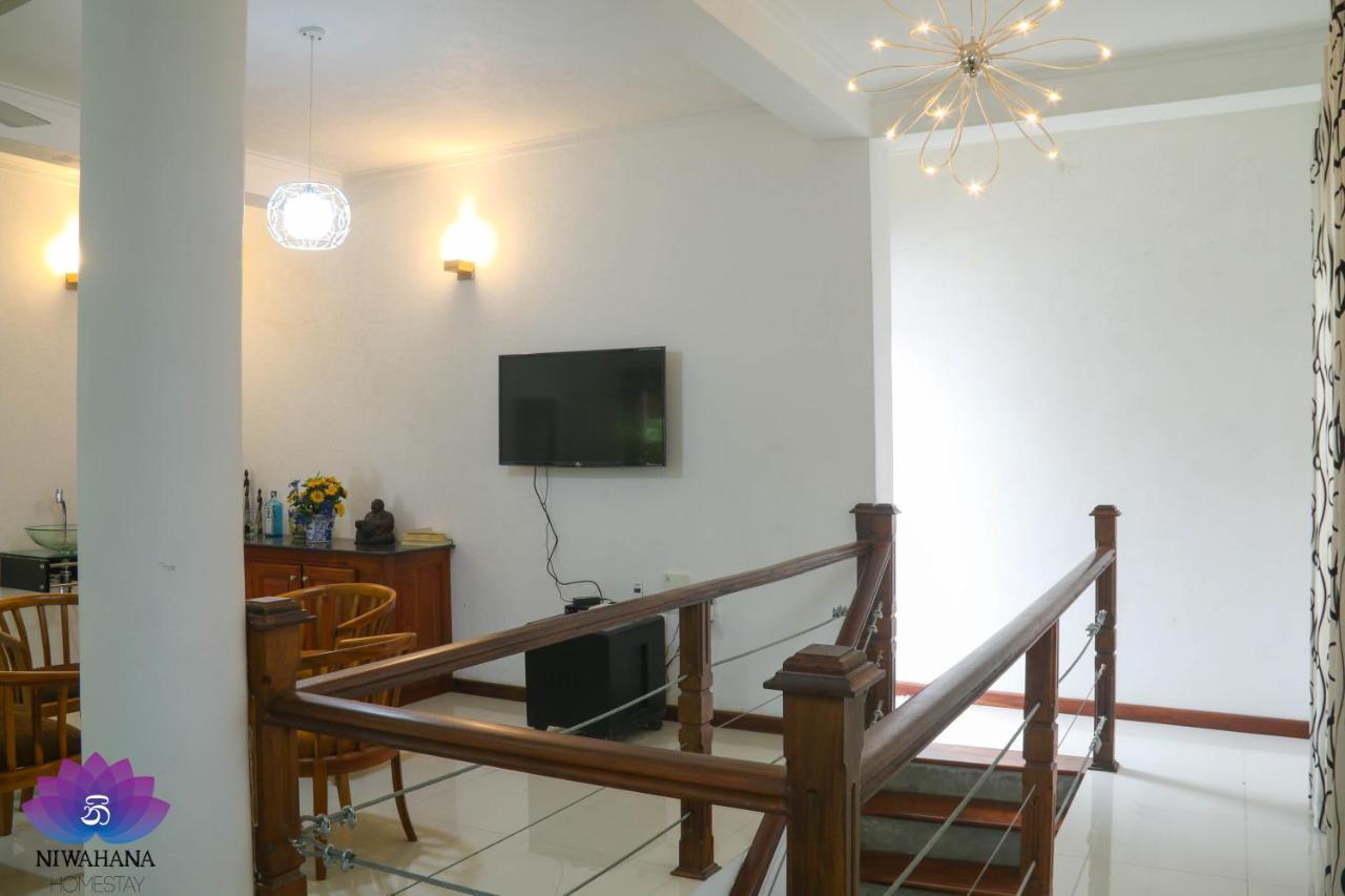 Nivahana Homestay Kandy Exterior photo