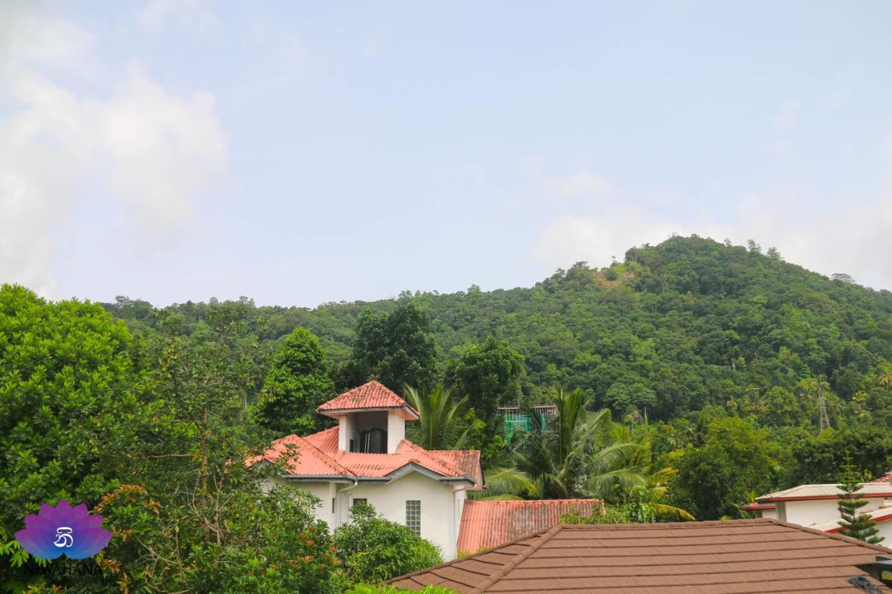 Nivahana Homestay Kandy Exterior photo